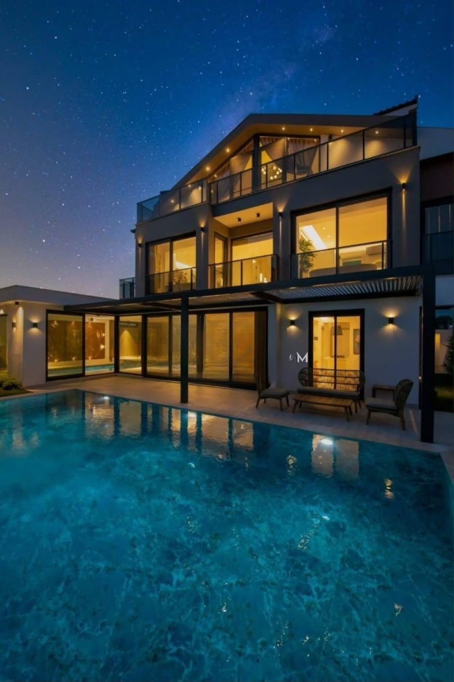 Özel havuzlu villa